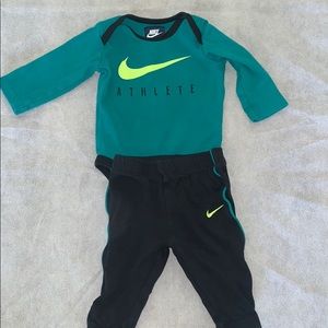 Nike 2-pc set